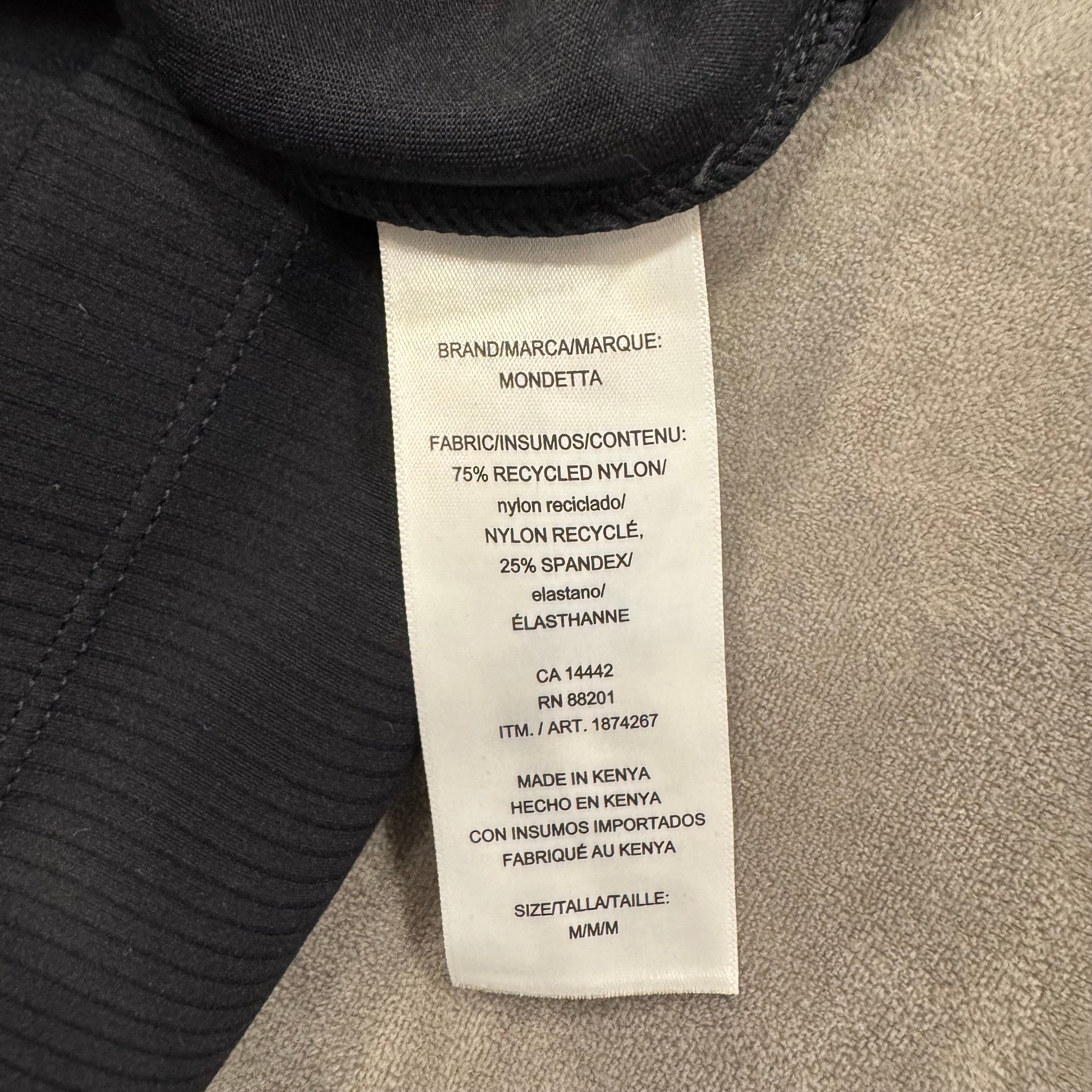 Mondetta Active Ribbed 1/2 Zip Performance Top with Thumbholes - NWT - Black - Medium