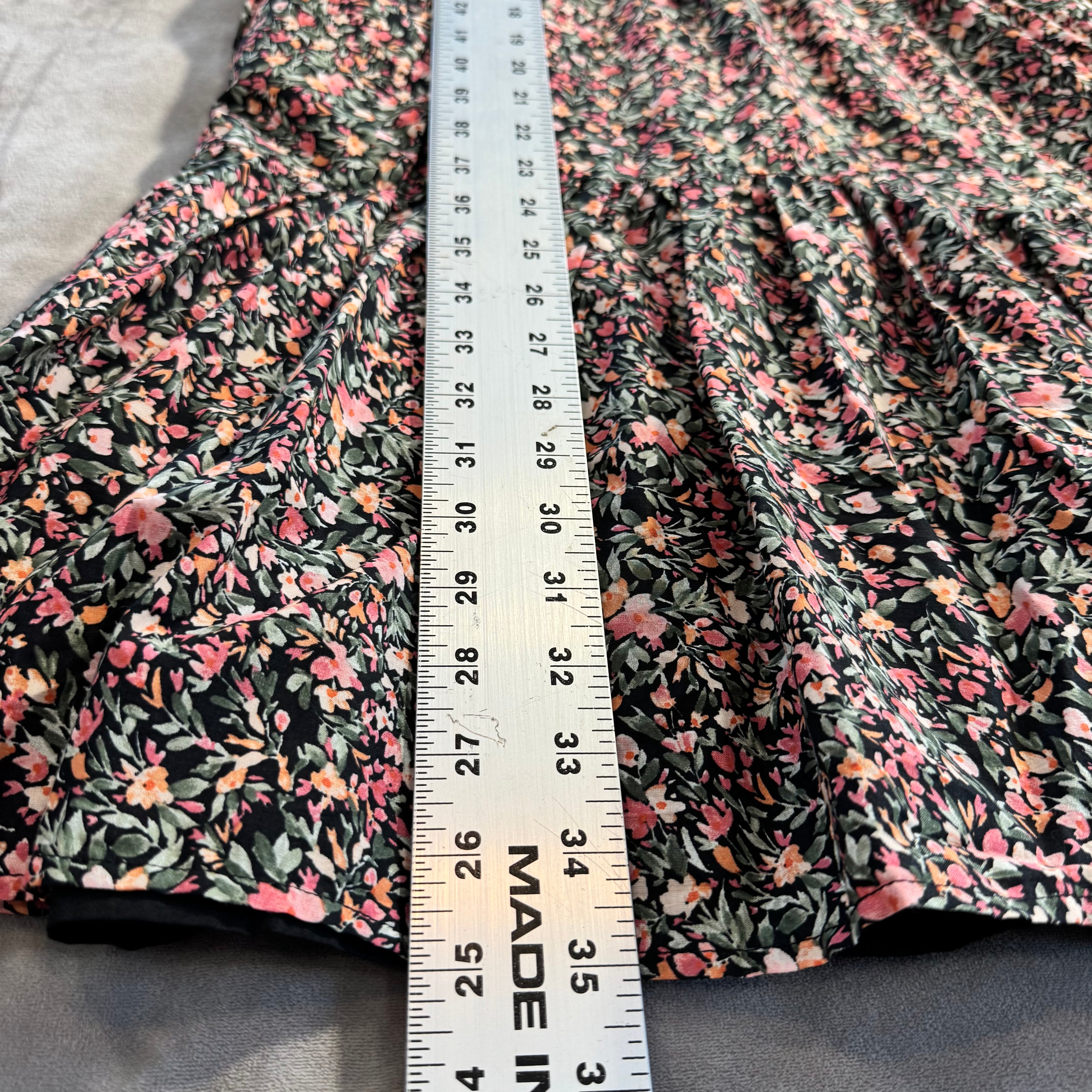 BB Dakota by Steve Madden Floral SL Tiered Short Dress - Size Medium - NWT