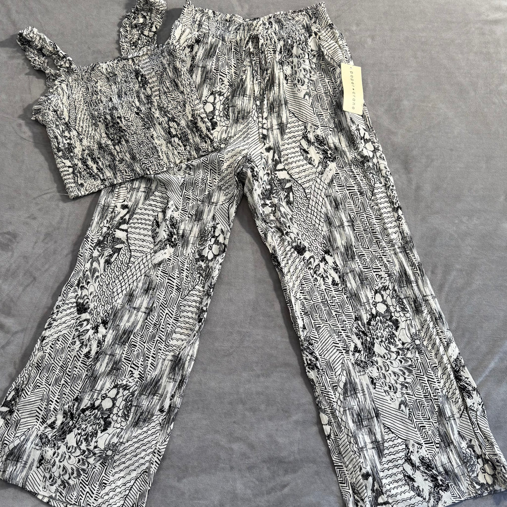 Paper Crane Black & White Mixed Print Smocked Crop Top & Wide Leg Pants Set — Size Medium — NWT