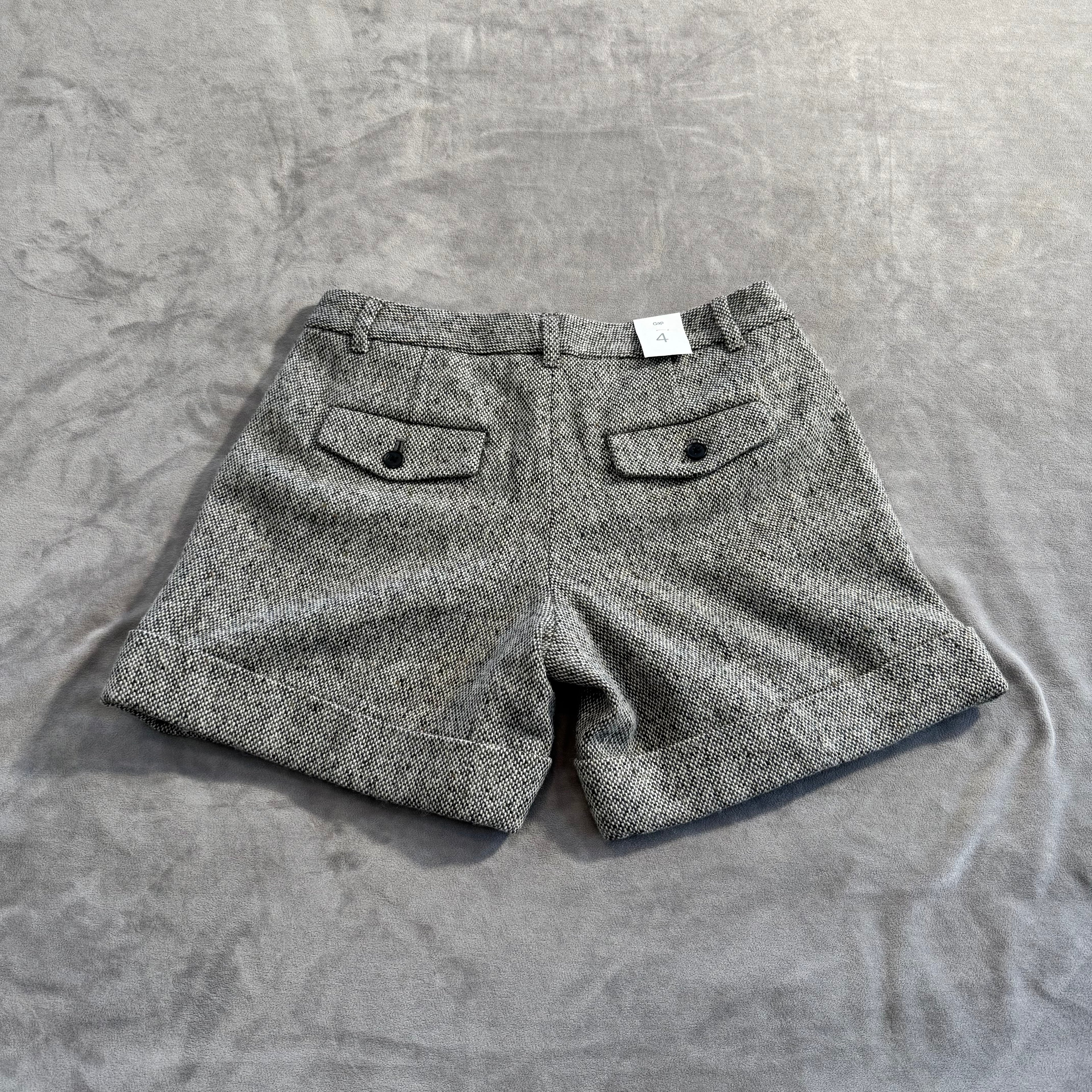NWT Gap Women's Size 4 Wool Blend Tweed Cuffed Shorts Gray Black Herringbone