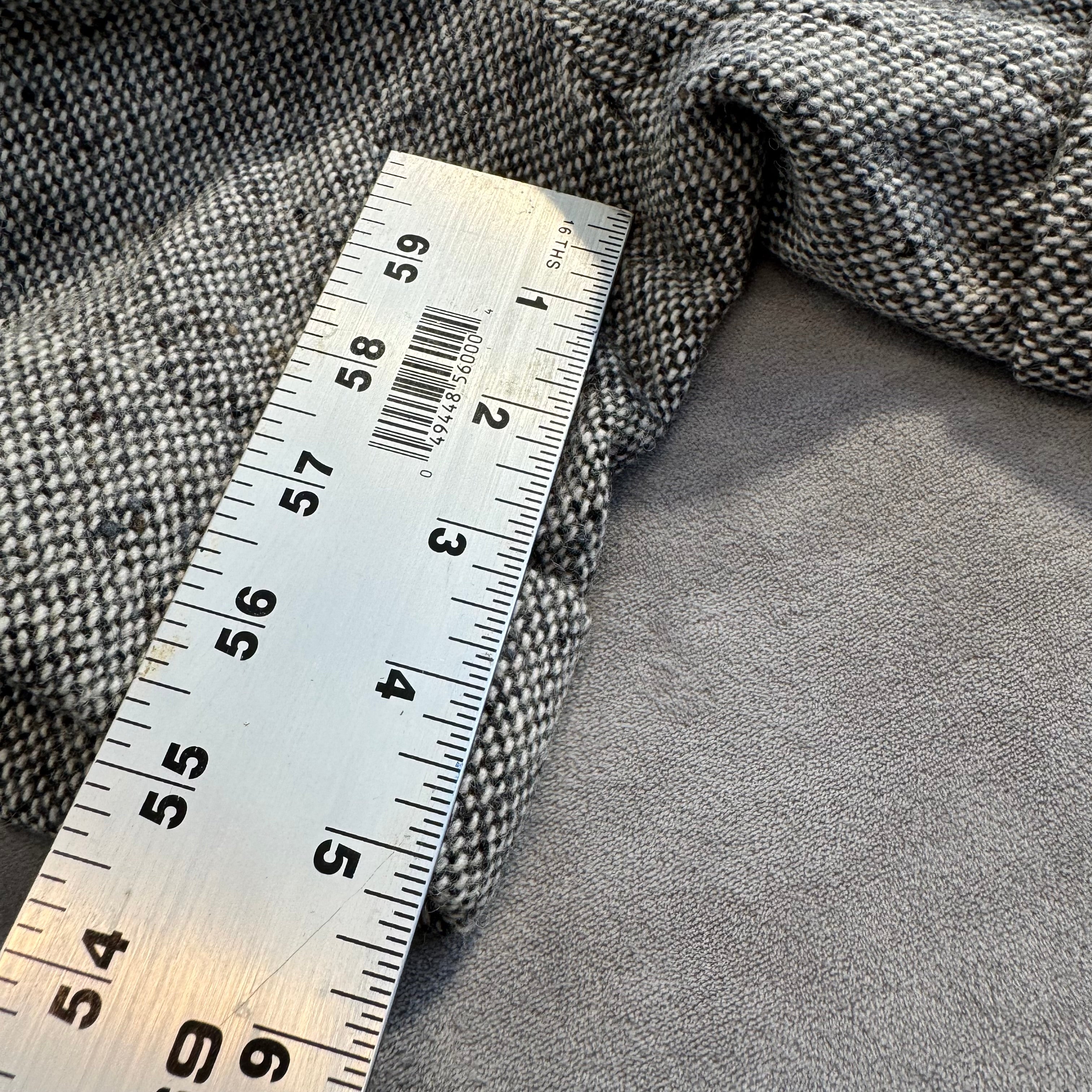 NWT Gap Women's Size 4 Wool Blend Tweed Cuffed Shorts Gray Black Herringbone