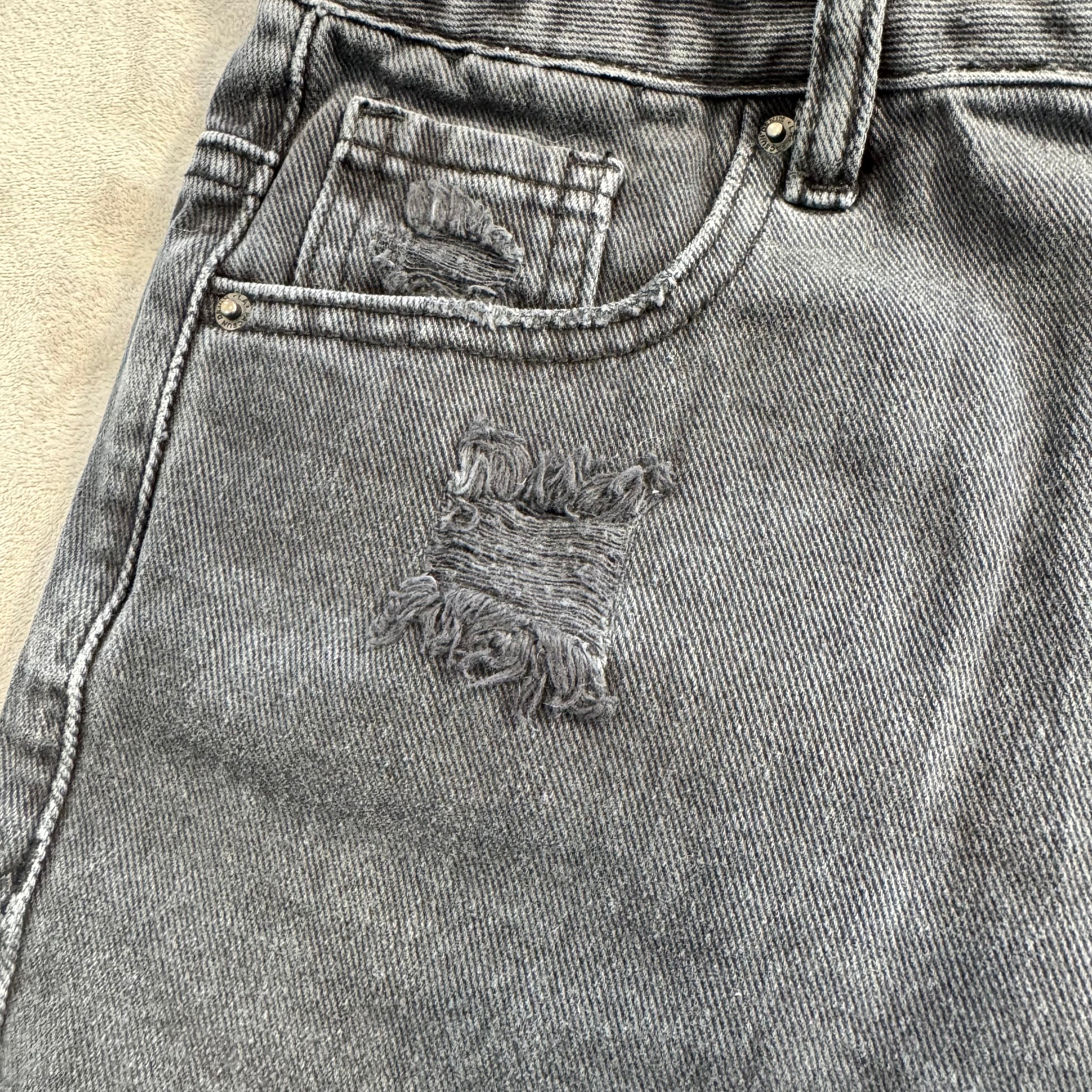 PacSun High Rise Festival Denim Shorts – Distressed Black Wash, Raw Hem – Women's Size 25