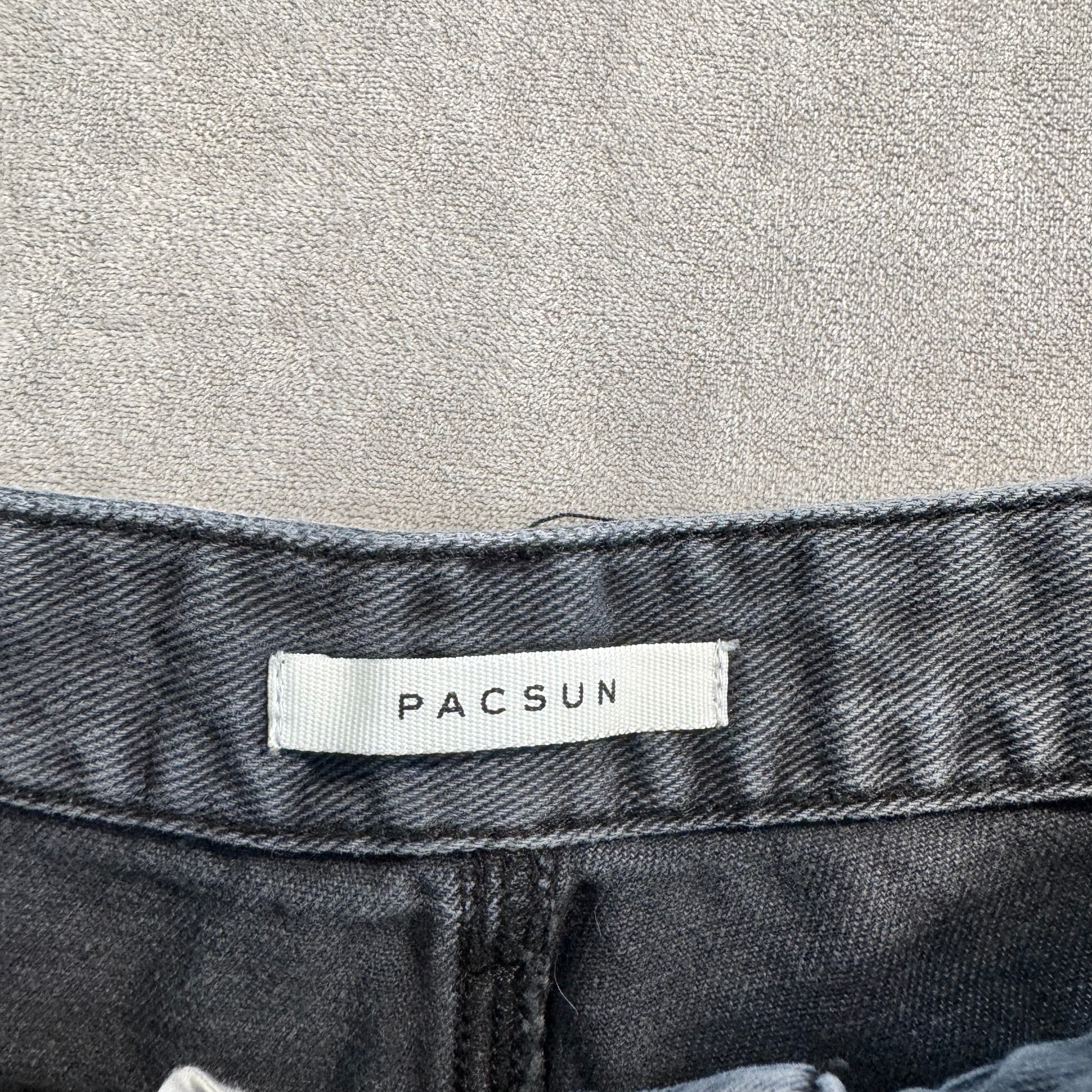 PacSun High Rise Festival Denim Shorts – Distressed Black Wash, Raw Hem – Women's Size 25