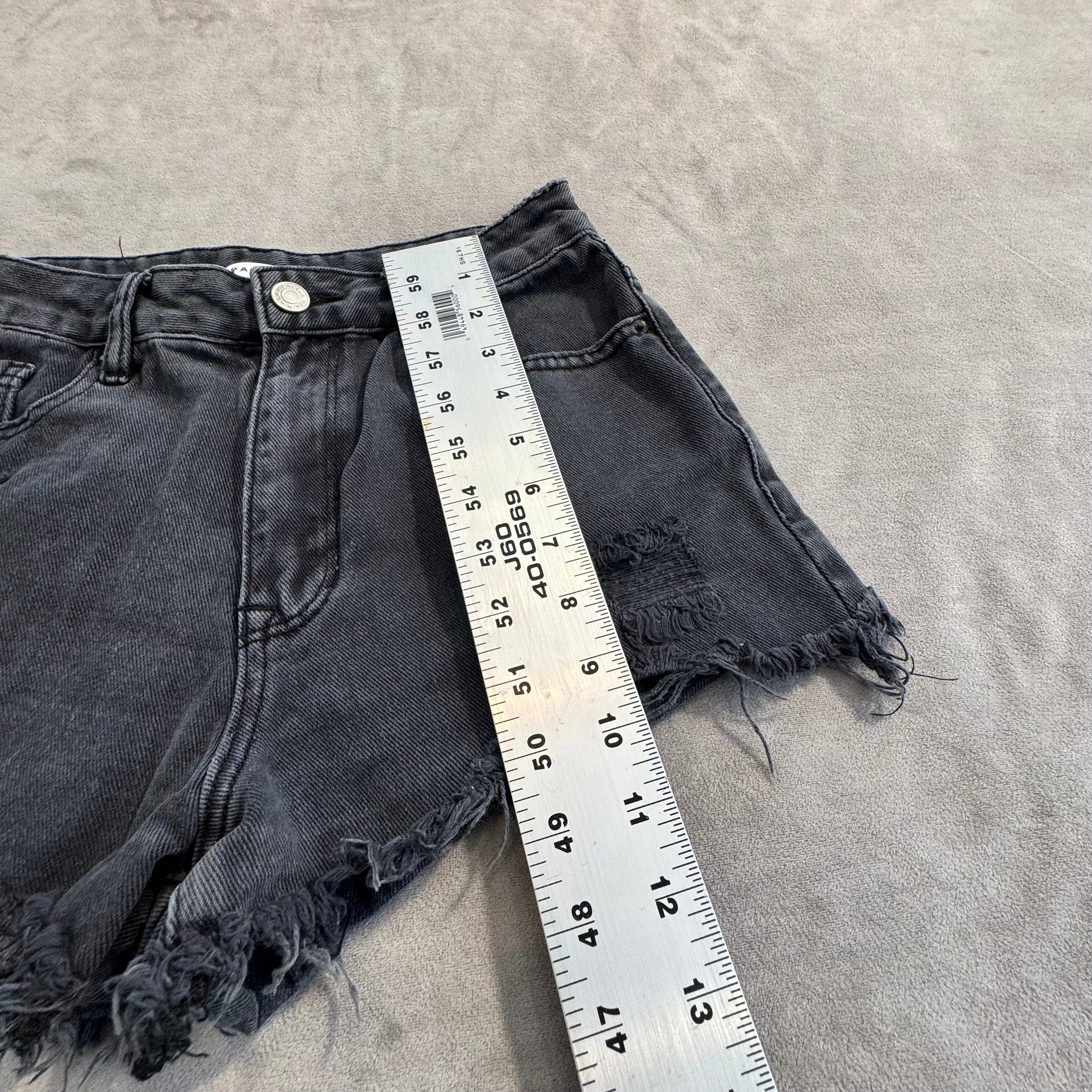PacSun High Rise Festival Denim Shorts – Distressed Black Wash, Raw Hem – Women's Size 25