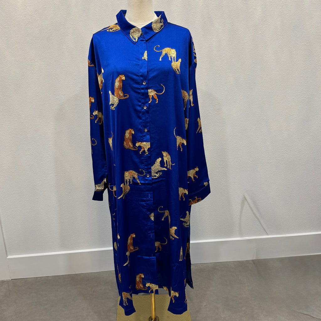 NWT Umgee Blue Cheetah Print Long Shirt Dress – Button Down Satin Tunic (1XL)
