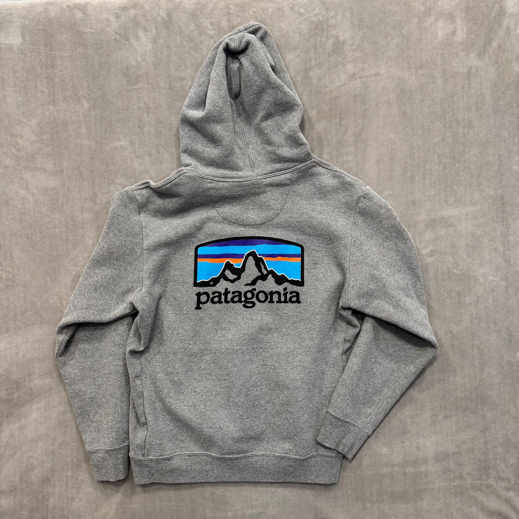 PATAGONIA Gray Hoodie Women's Large Men's Medium| Cozy Unisex Pullover Sweatshirt Back Logo Sustainable