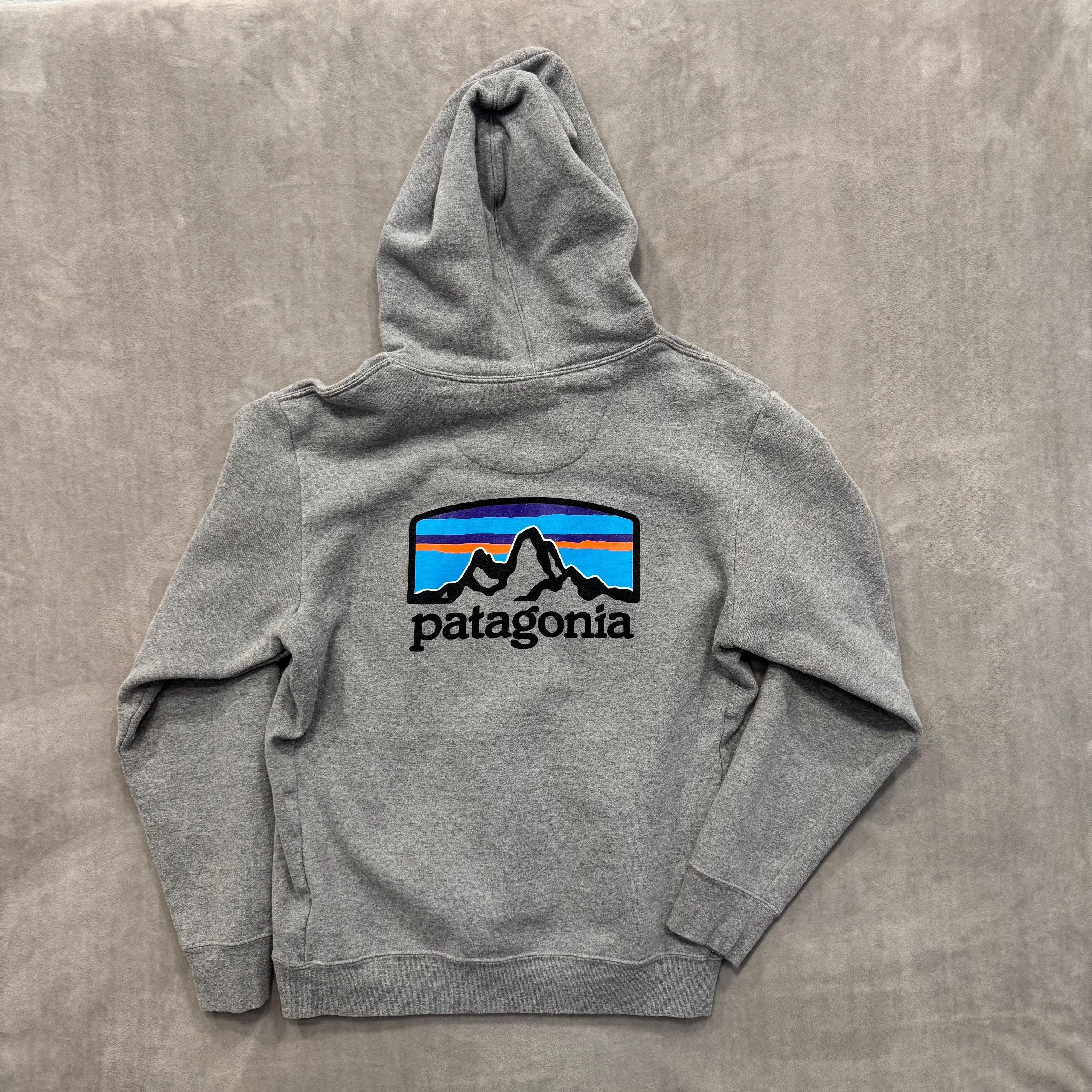 PATAGONIA Gray Hoodie Women's Large Men's Medium| Cozy Unisex Pullover Sweatshirt Back Logo Sustainable